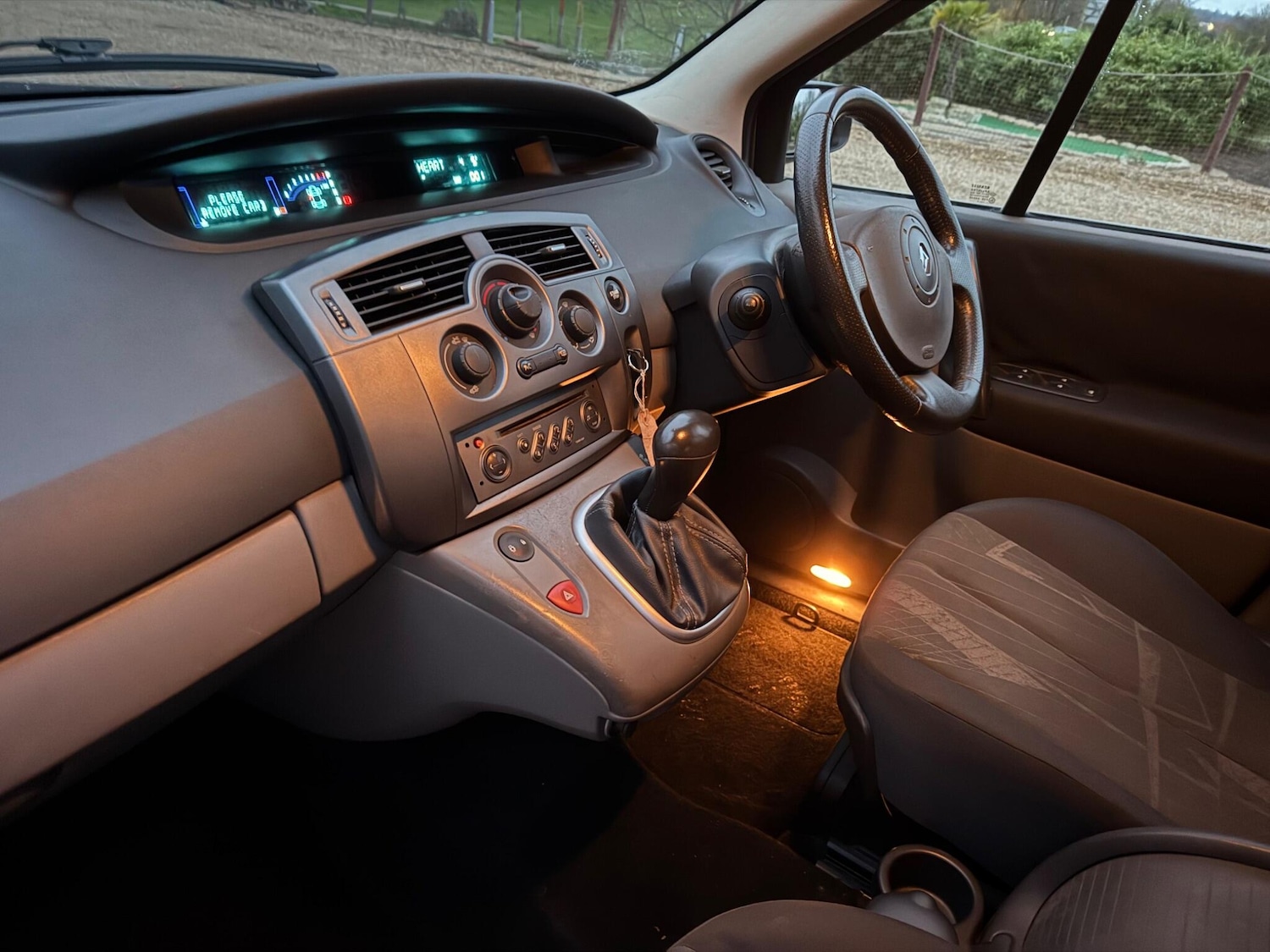 Used Renault Scenic for sale - 77314733: Photo 16