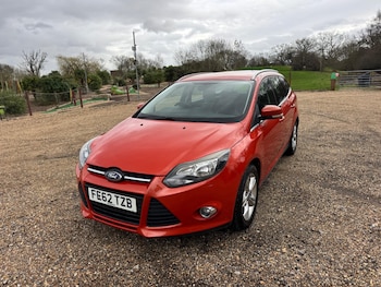 2012 (62) - 1.6 125 Zetec 5dr Powershift
