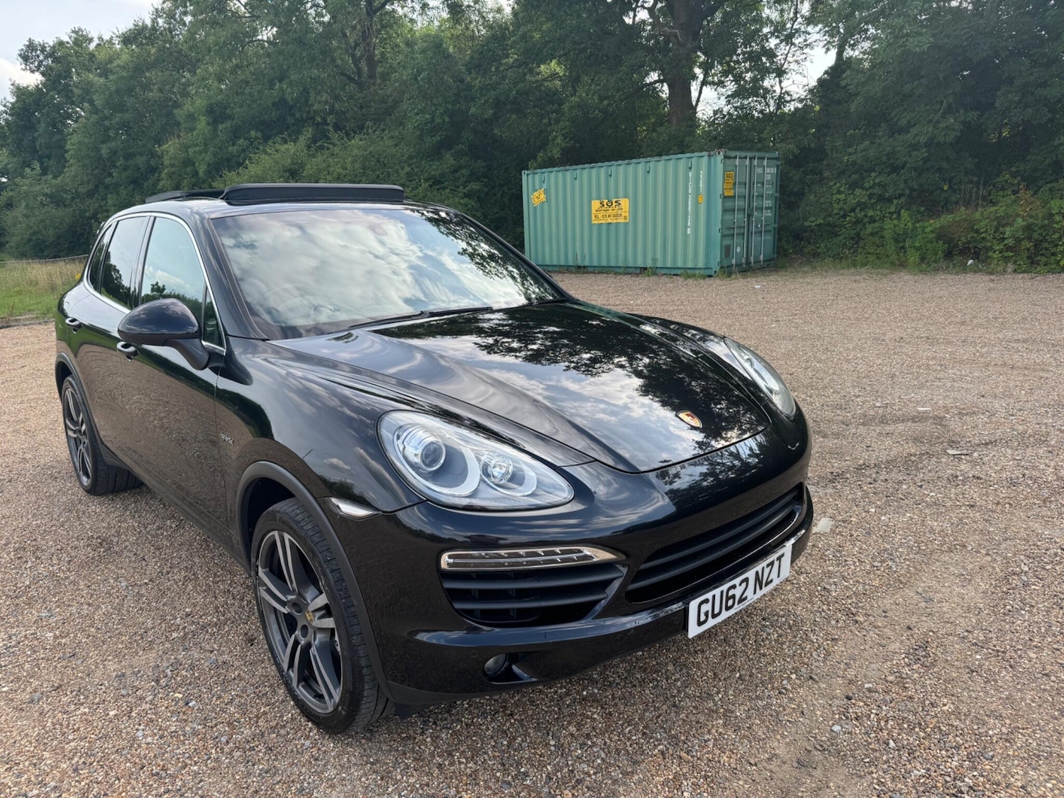 Used Porsche Cayenne for sale - 78086898: Photo 2