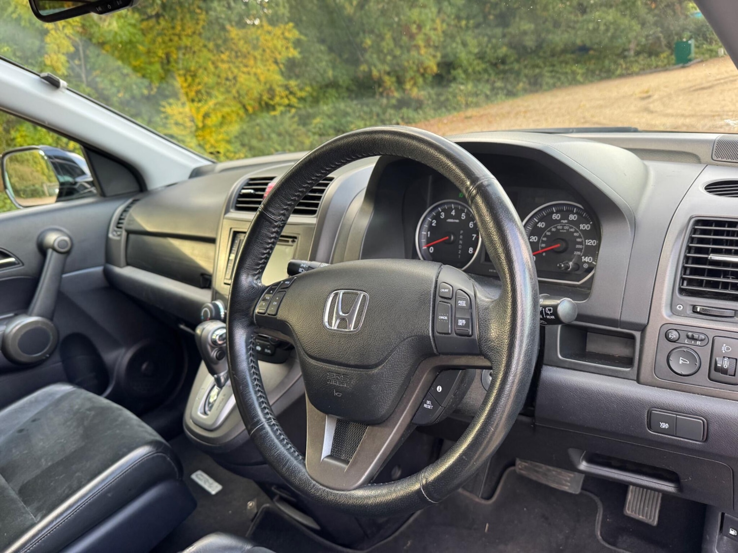 Used Honda CR-V 2011 for sale - 76190101: Photo 17