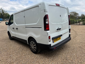 Used Renault Trafic 2018 for sale - 78335186: Photo