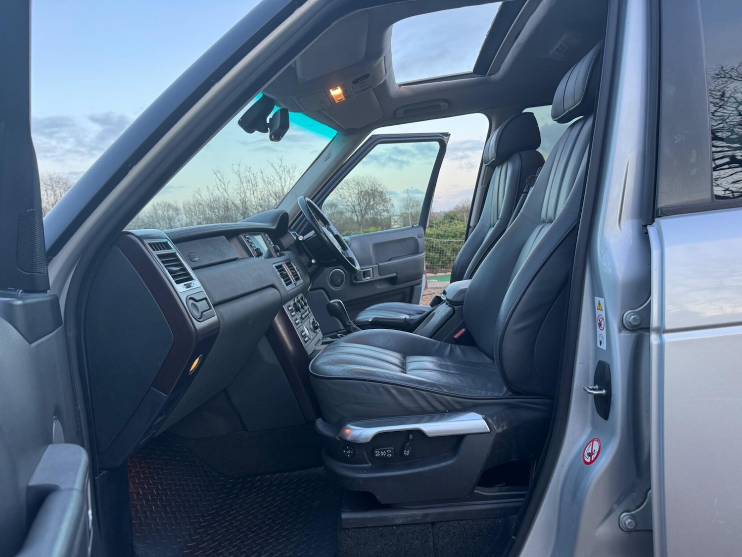 Used Land Rover Range Rover for sale - 77016939: Photo 17