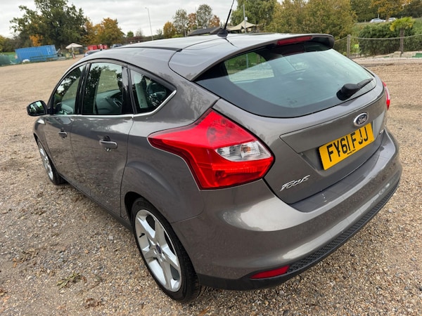 Used Ford Focus 2011 for sale - 76269622: Photo 11