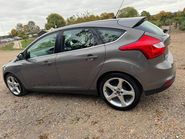 Used Ford Focus 2011 for sale - 76269622: Photo 13