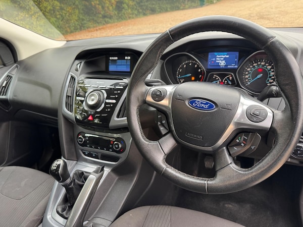 Used Ford Focus 2011 for sale - 76269622: Photo 16