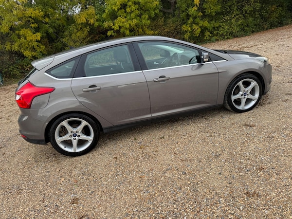 Used Ford Focus 2011 for sale - 76269622: Photo 6