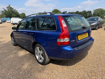 Used Volvo V50 2006 for sale - 79259643: Photo