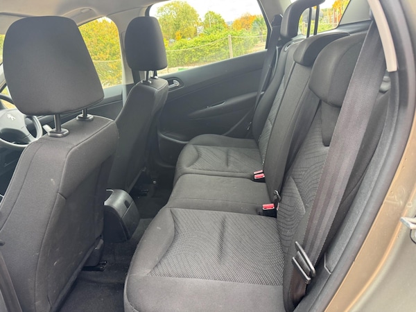 Used Peugeot 308 SW 2018 for sale - 76295712: Photo 15
