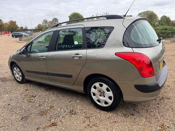 Used Peugeot 308 SW 2018 for sale - 76295712: Photo 9