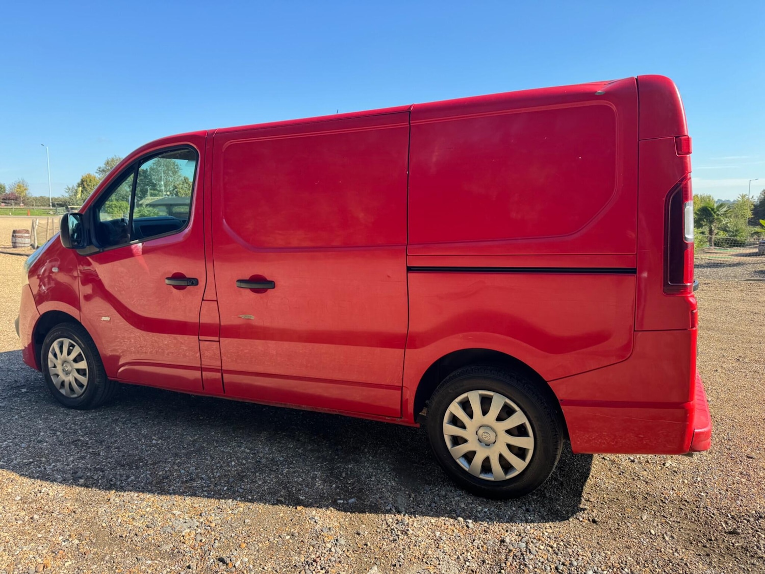 Used Vauxhall Vivaro 2015 for sale - 76123036: Photo 10