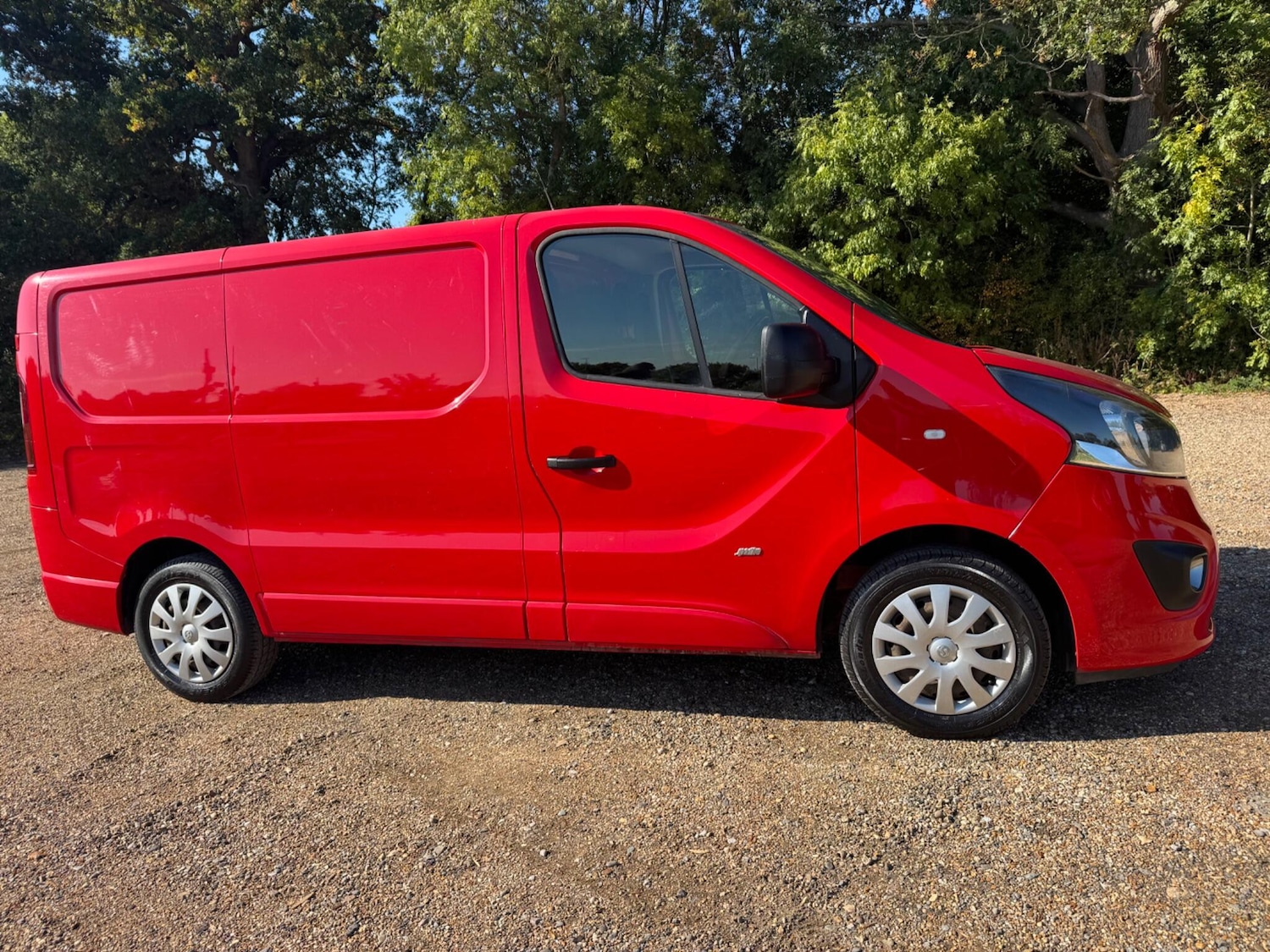 Used Vauxhall Vivaro 2015 for sale - 76123036: Photo 4