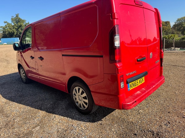 Used Vauxhall Vivaro 2015 for sale - 76123036: Photo 8