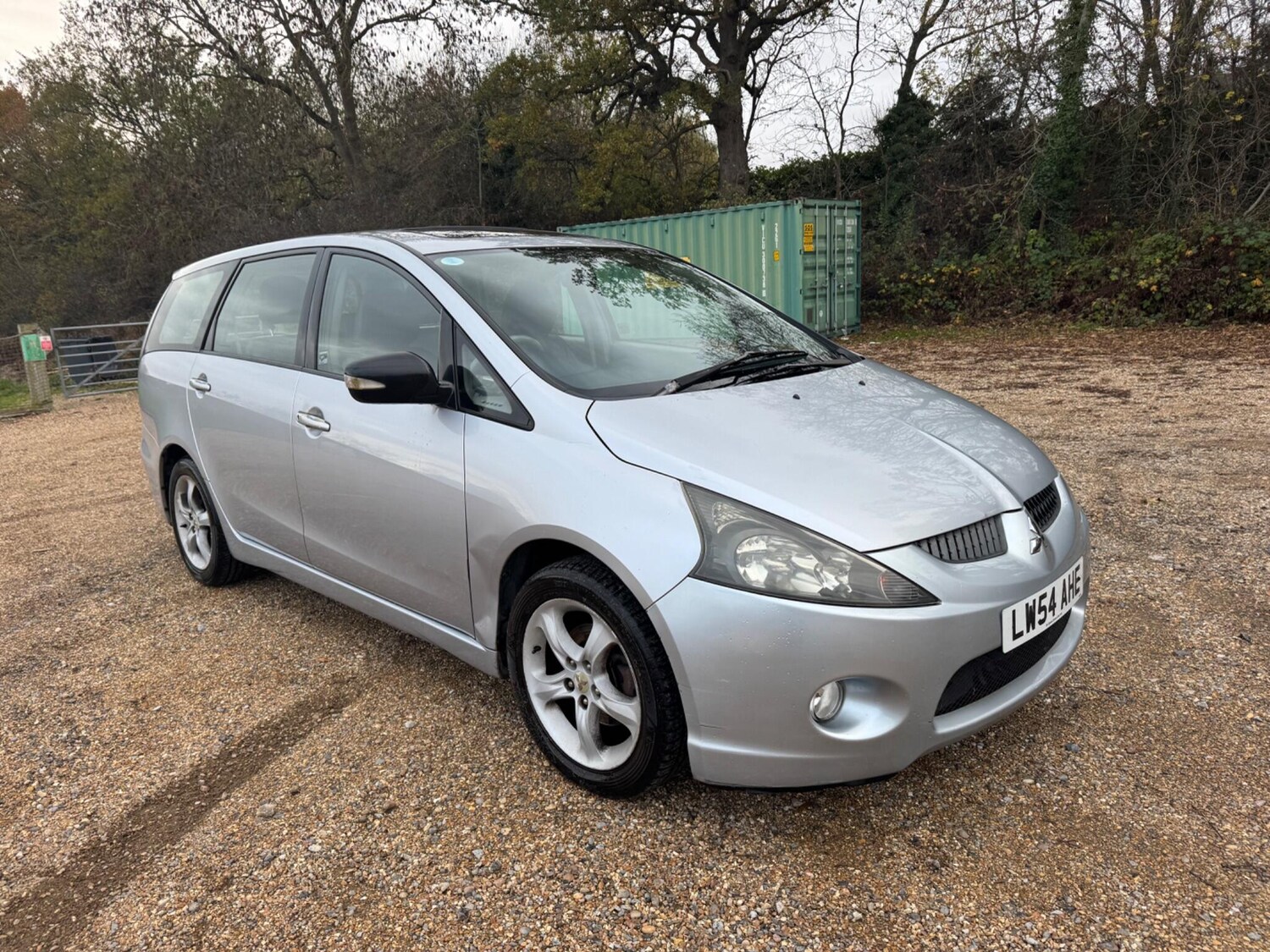 Used Mitsubishi Grandis for sale - 76538417: Photo 1