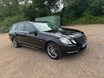2011 (60) - 1.8 E200 CGI BlueEfficiency Avantgarde Tiptronic Euro 5 5dr