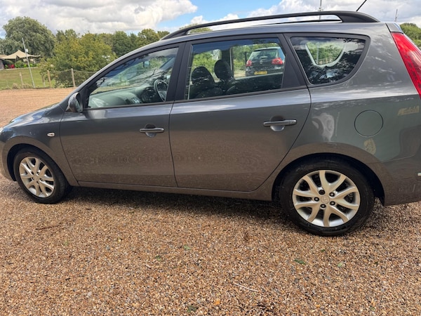 Used Hyundai i30 2010 for sale - 75809166: Photo 10