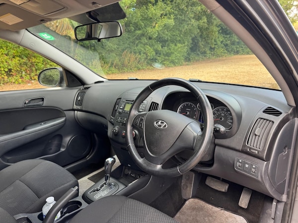 Used Hyundai i30 2010 for sale - 75809166: Photo 17