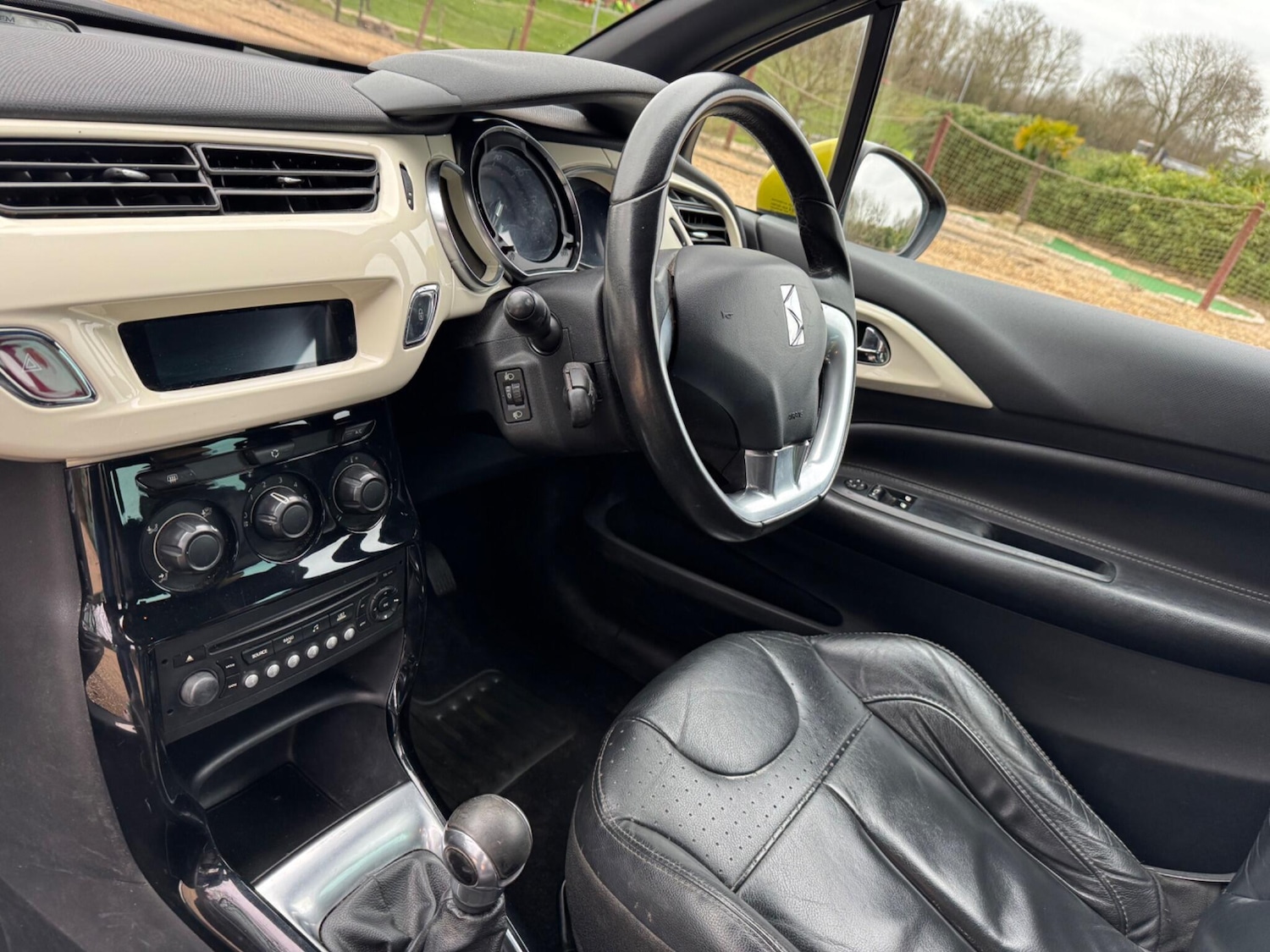 Used Citroen DS3 2011 for sale - 77637418: Photo 12