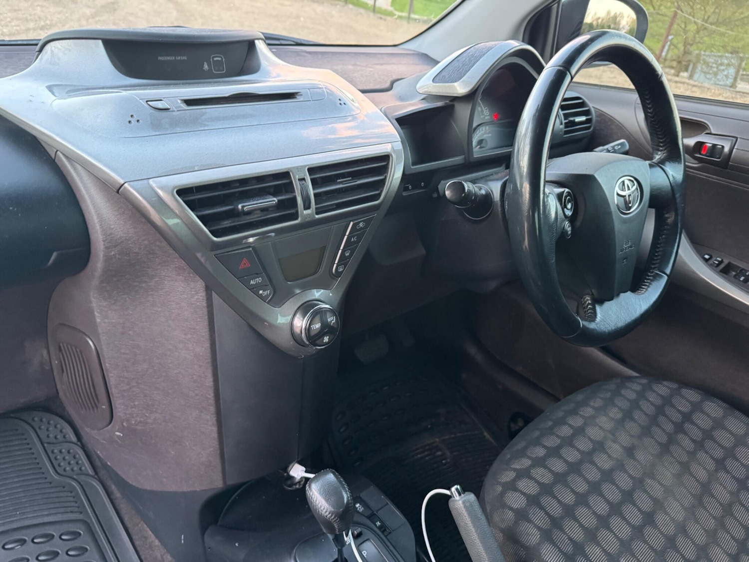 Used Toyota IQ 2009 for sale - 78141517: Photo 15