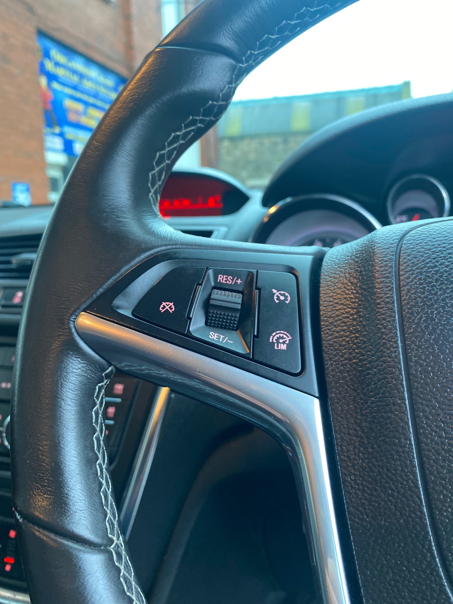 Used Vauxhall Mokka 2016 for sale - 77300321: Photo 12