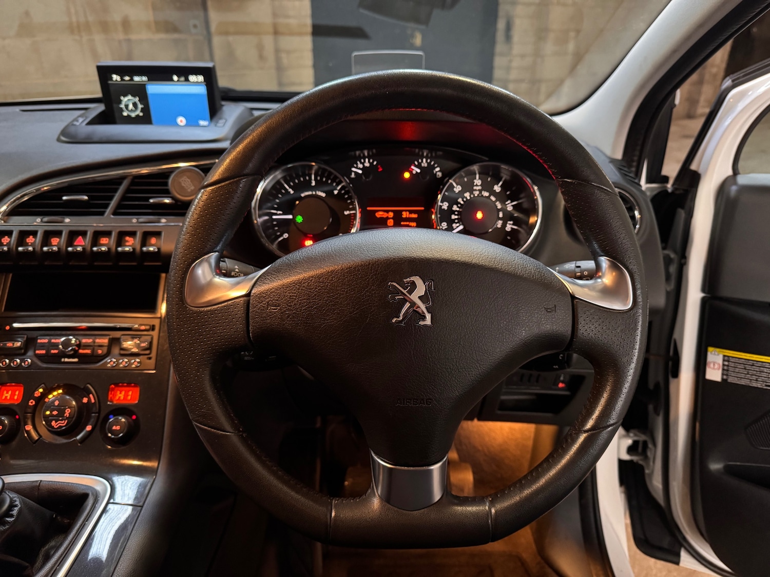 Used Peugeot 3008 2015 for sale - 78092784: Photo 16