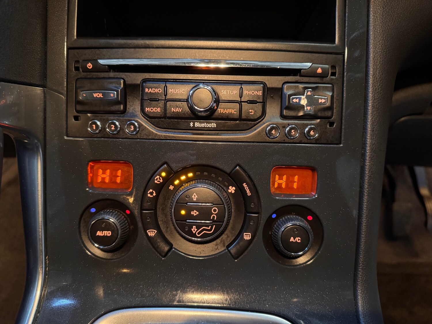 Used Peugeot 3008 2015 for sale - 78092784: Photo 26