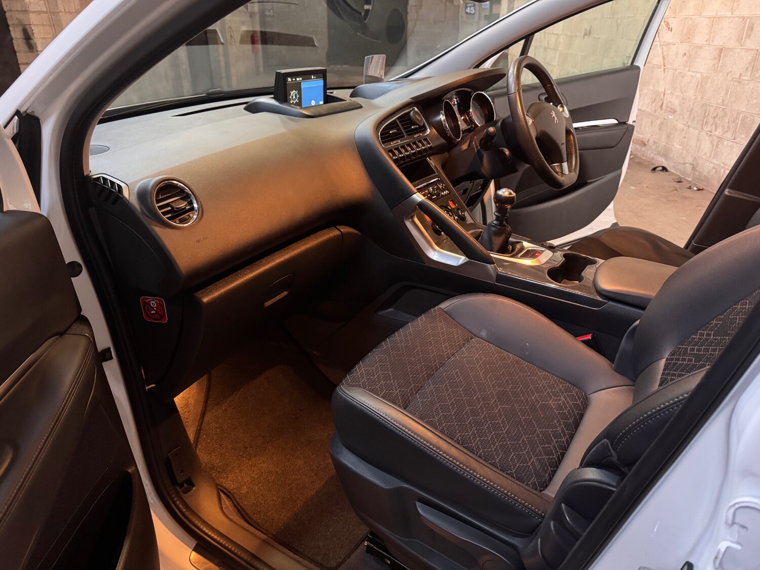 Used Peugeot 3008 2015 for sale - 78092784: Photo 27