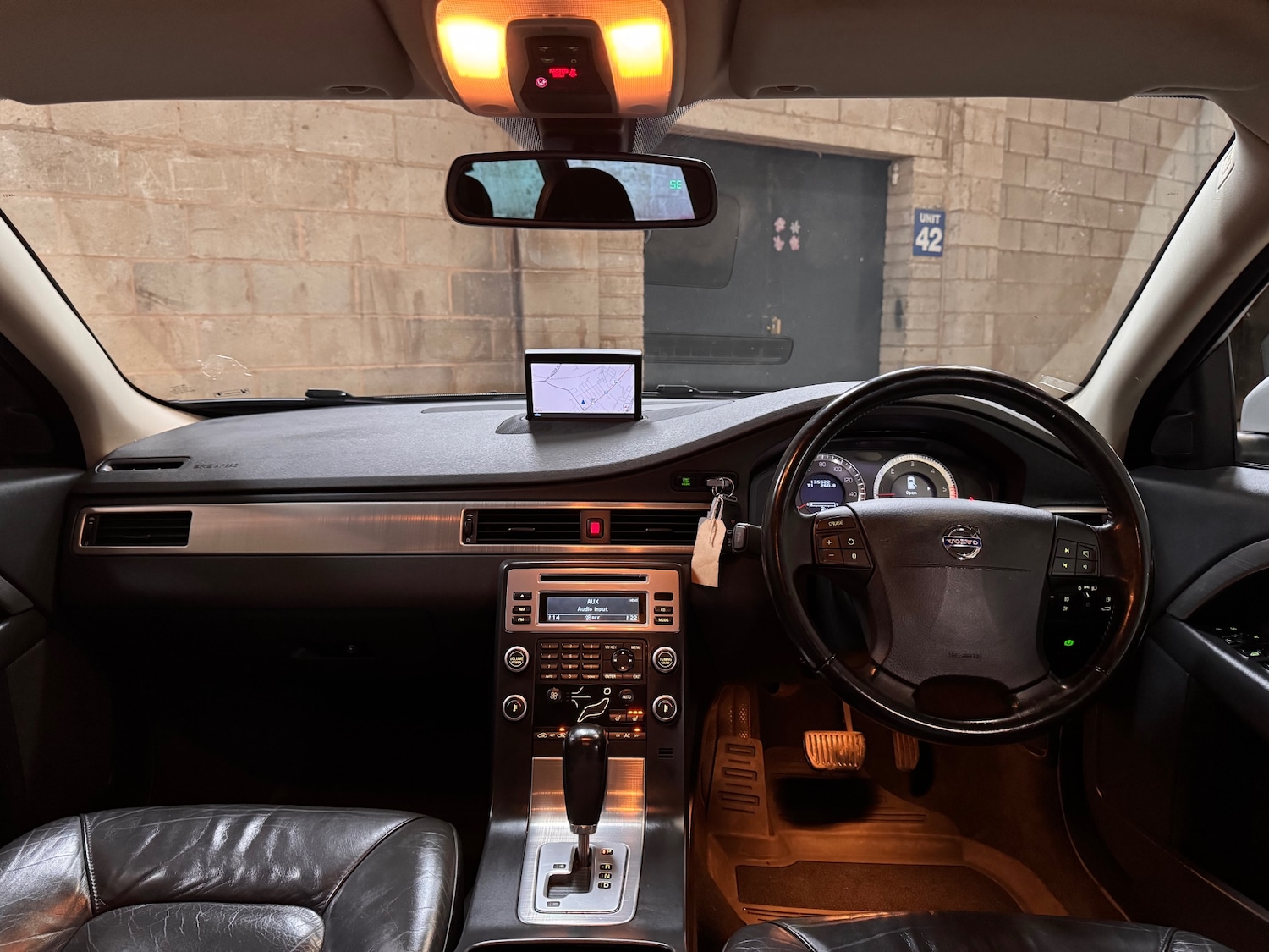 Used Volvo V70 2008 for sale - 78053624: Photo 26