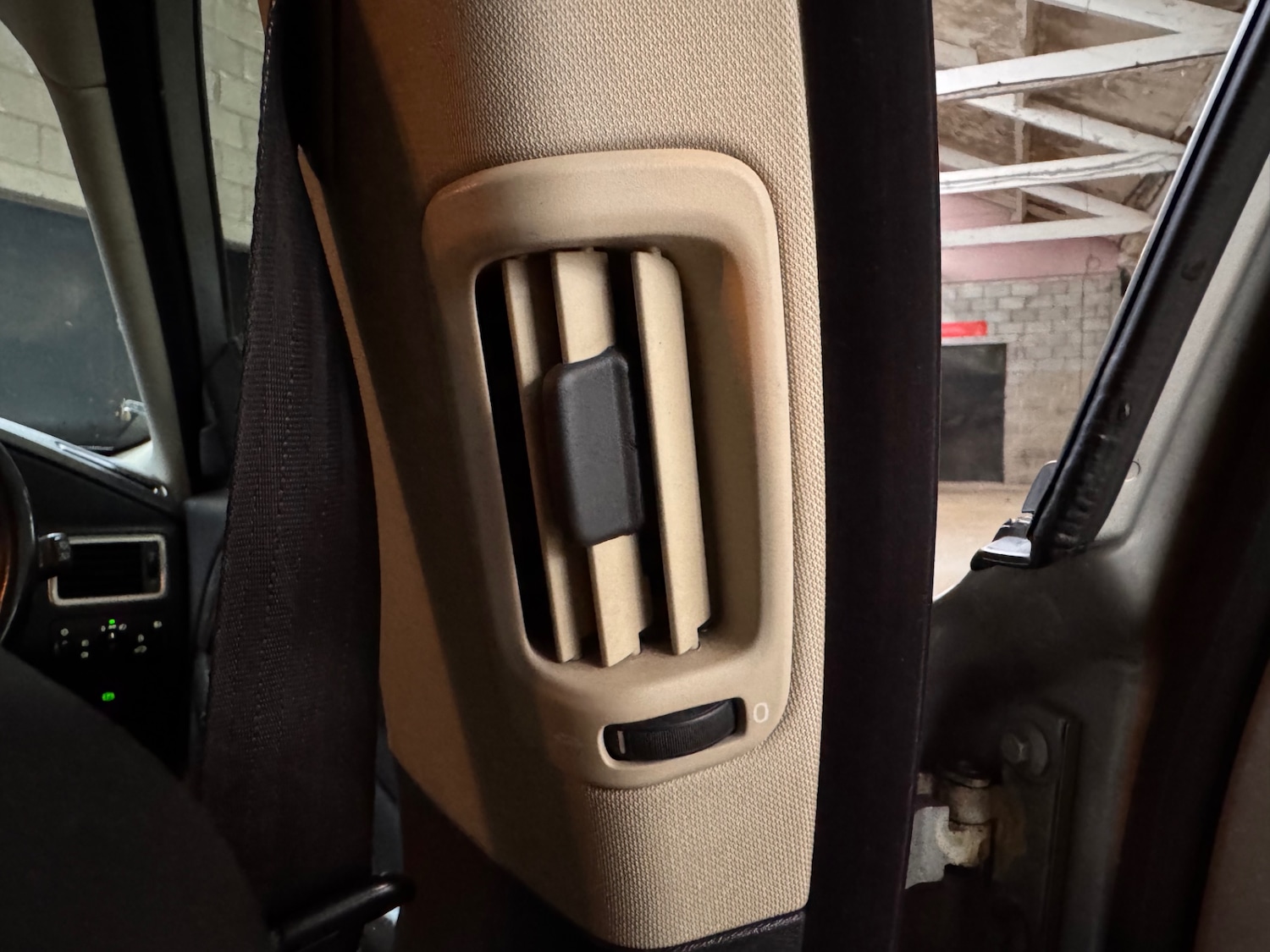 Used Volvo V70 2008 for sale - 78053624: Photo 27