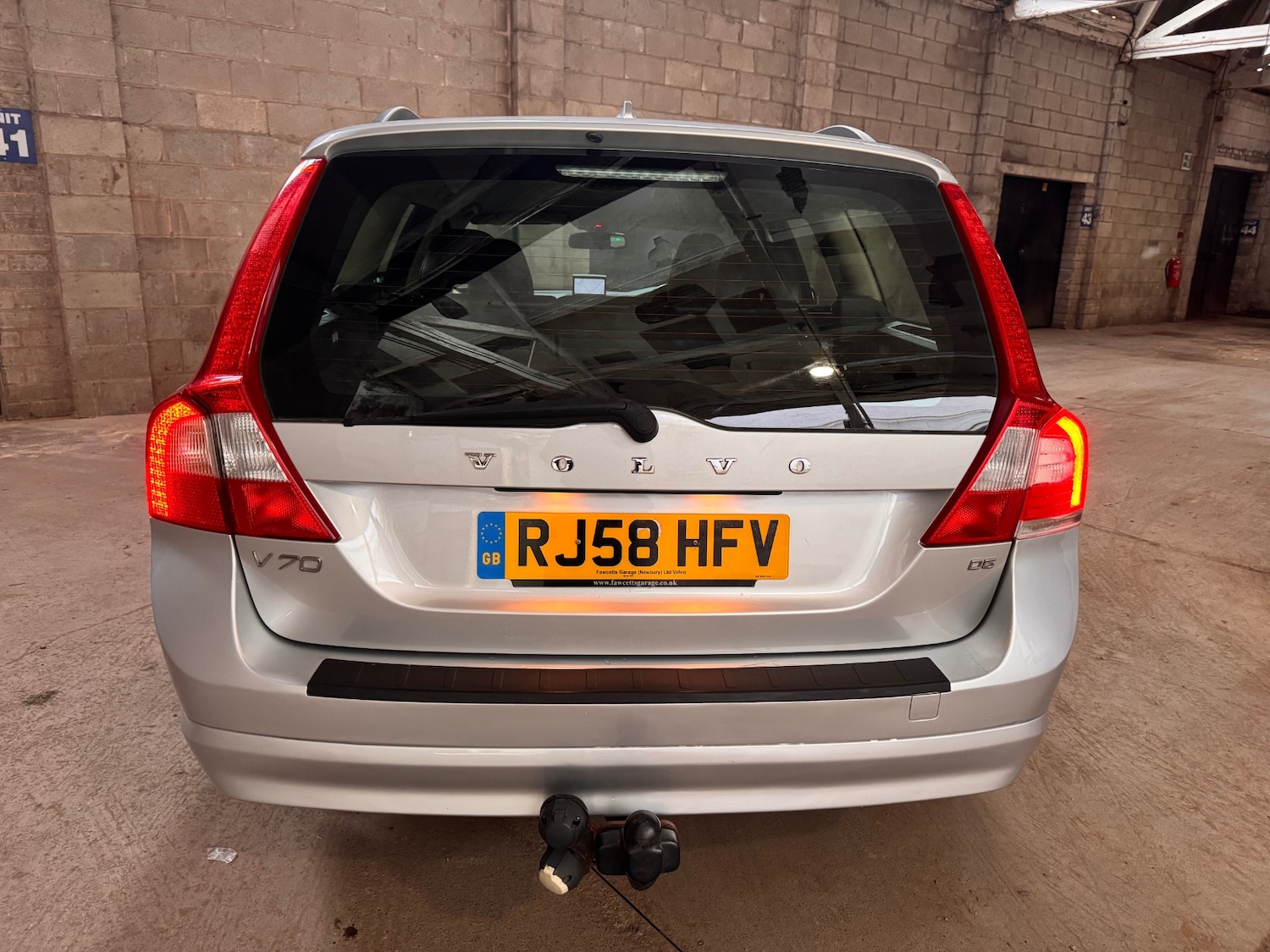 Used Volvo V70 2008 for sale - 78053624: Photo 6