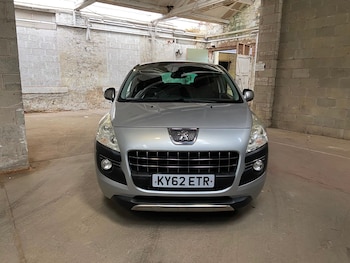 Used Peugeot 3008 2012 for sale - 79373112: Photo