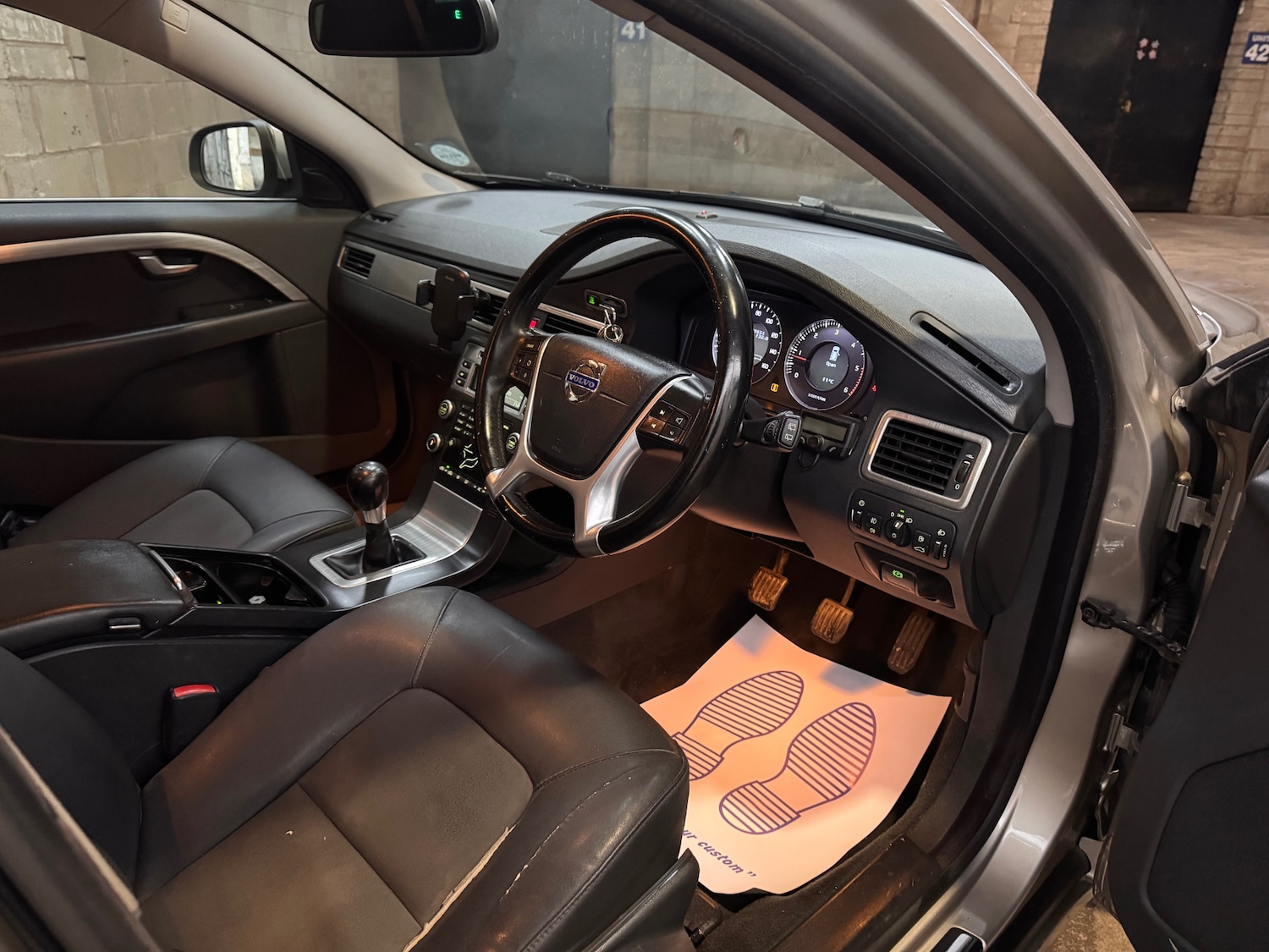 Used Volvo V70 2009 for sale - 77638766: Photo 12