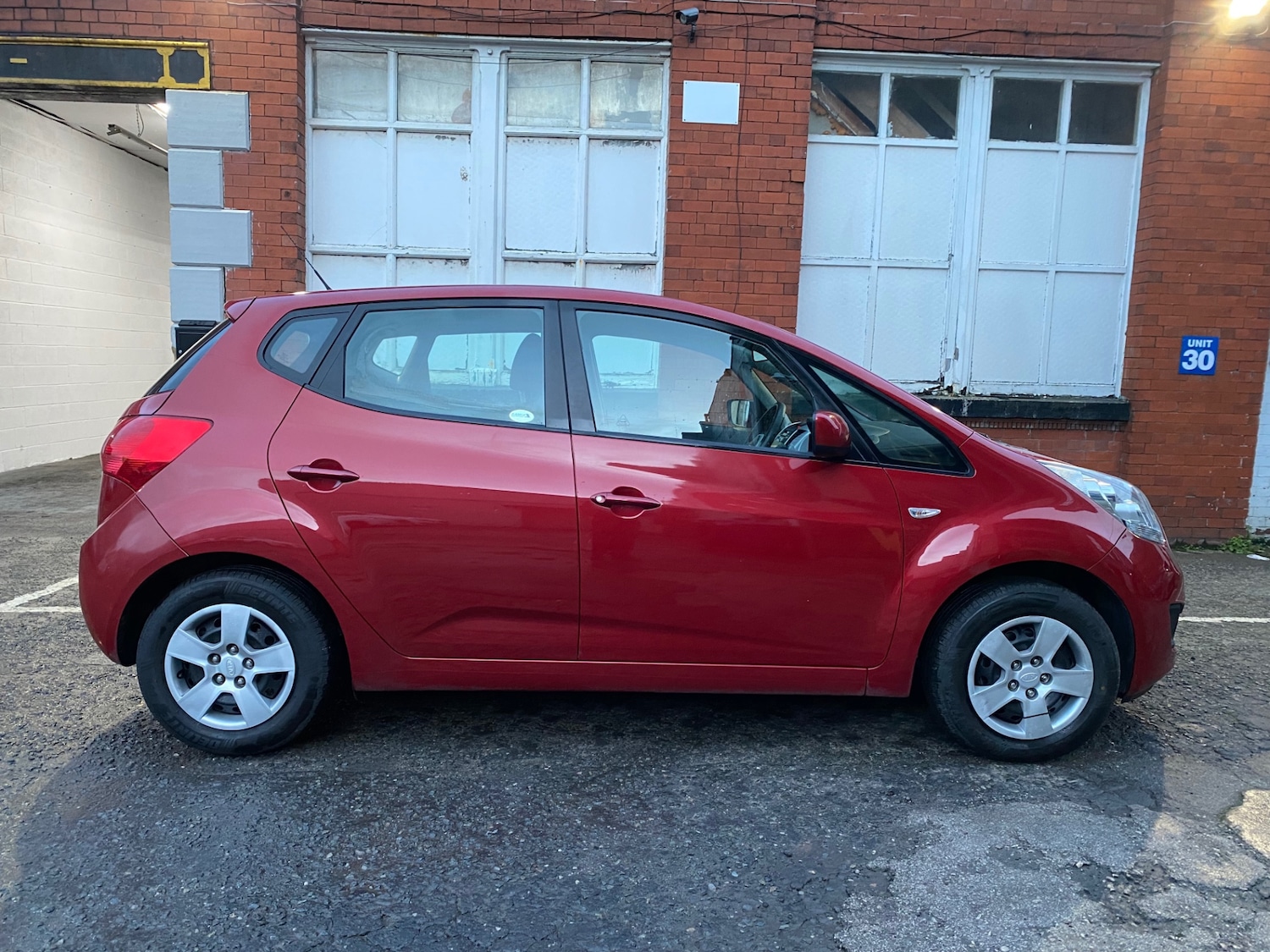 Used Kia Venga 2013 for sale - 77301517: Photo 7