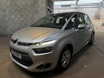 Used Citroen C4 Picasso 2015 for sale - 79038786: Photo