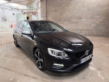 Used Volvo V60 2016 for sale - 78538711: Photo