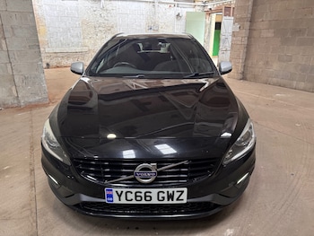 Used Volvo V60 2016 for sale - 78538711: Photo
