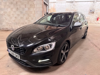 Used Volvo V60 2016 for sale - 78538711: Photo