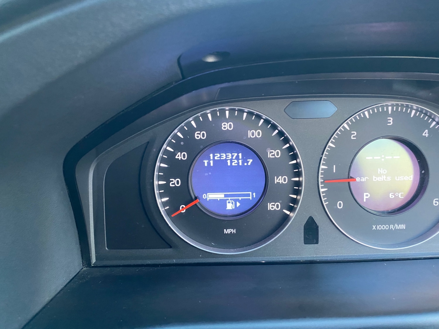 Used Volvo XC70 2009 for sale - 77302854: Photo 24