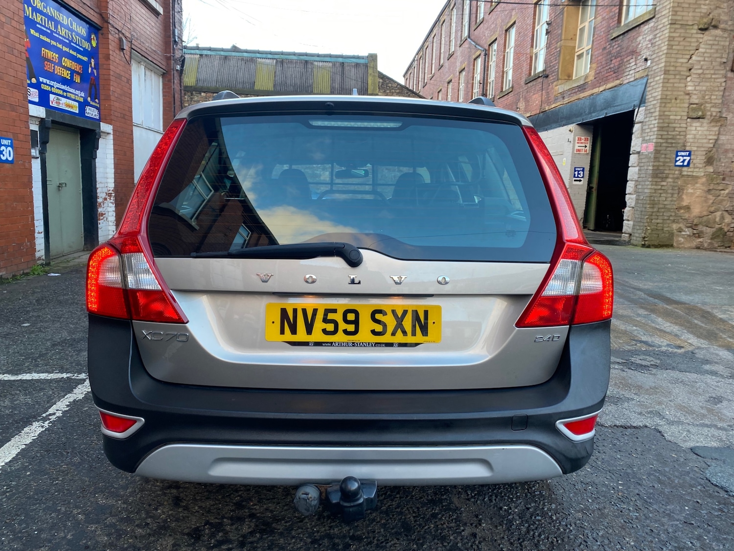 Used Volvo XC70 2009 for sale - 77302854: Photo 6