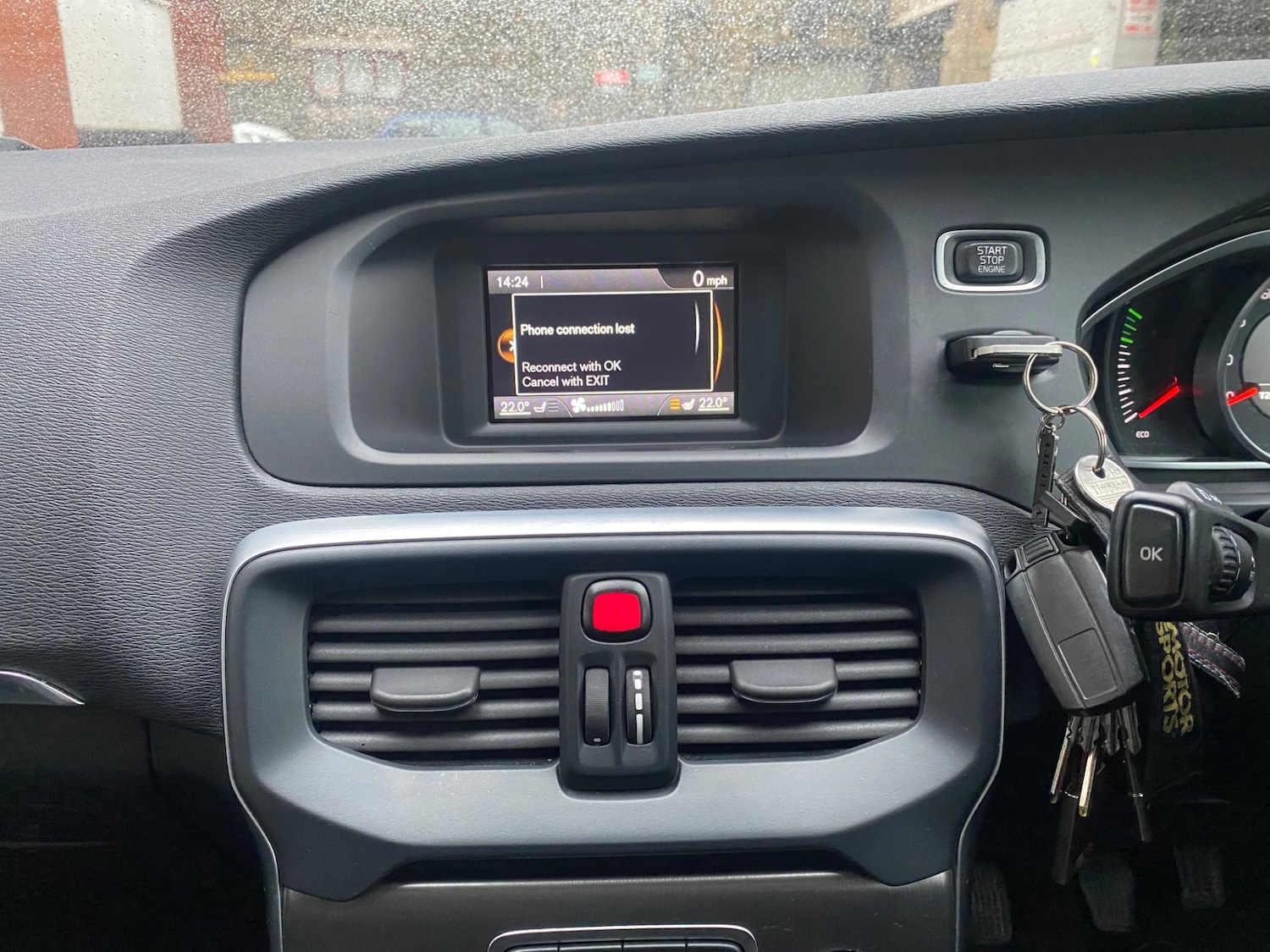 Used Volvo V40 2013 for sale - 77300670: Photo 16