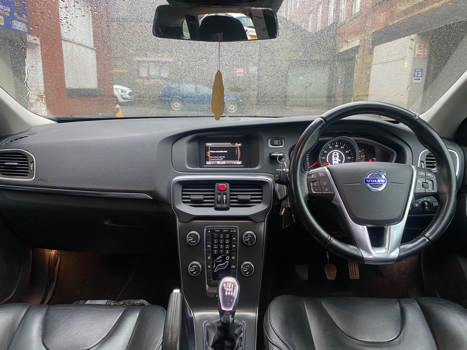 Used Volvo V40 2013 for sale - 77300670: Photo 22