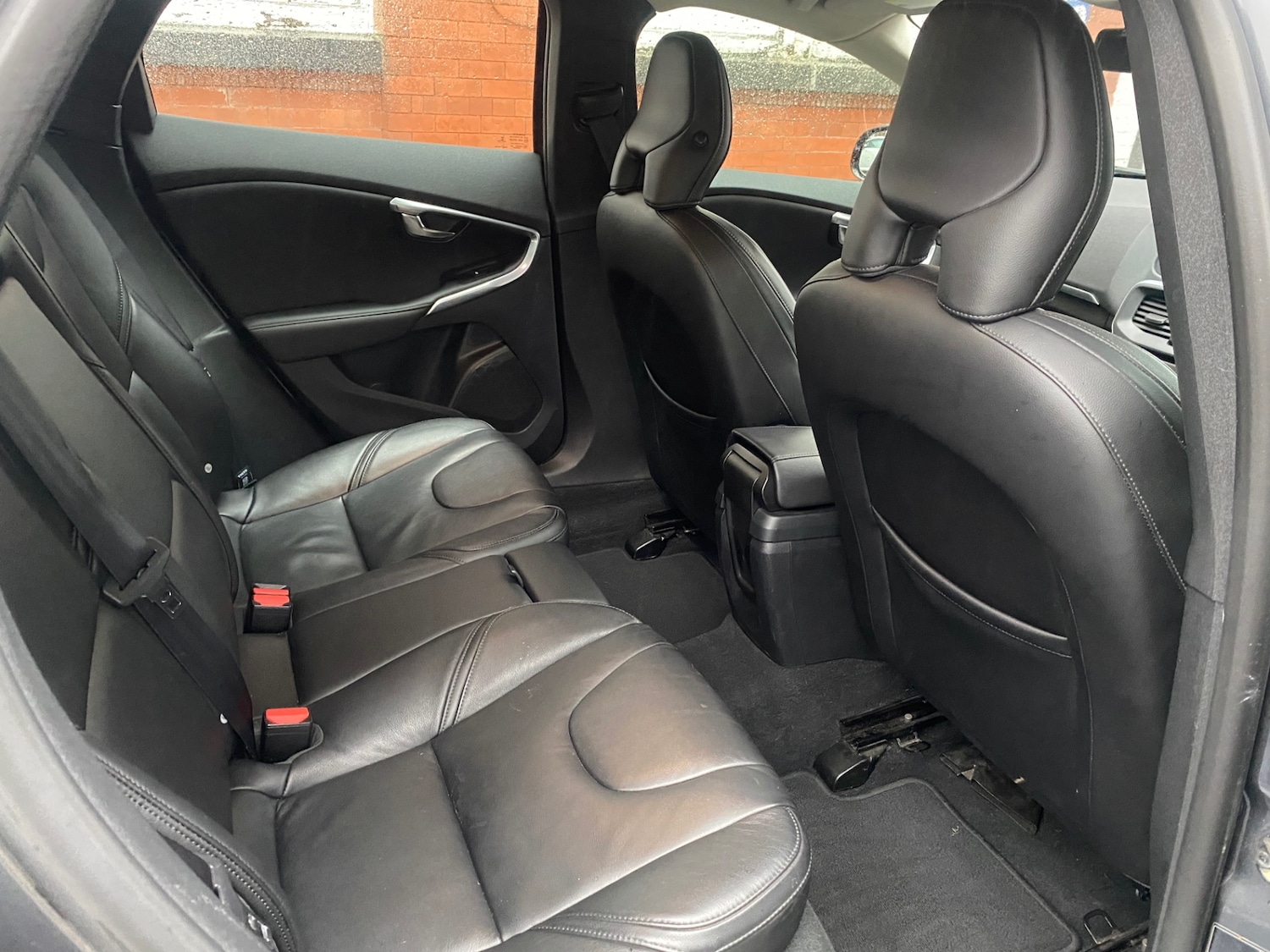 Used Volvo V40 2013 for sale - 77300670: Photo 23