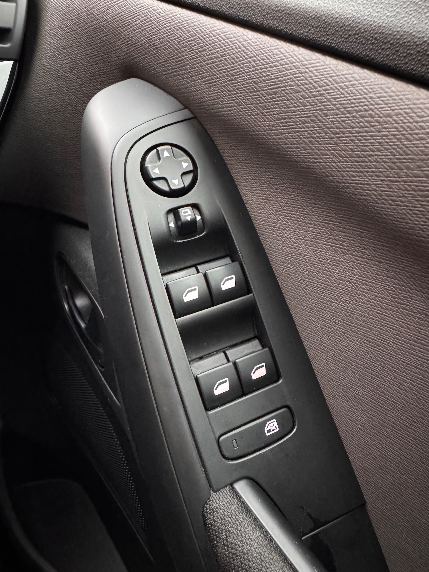 Used Citroen Grand C4 Picasso 2015 for sale - 77640233: Photo 15