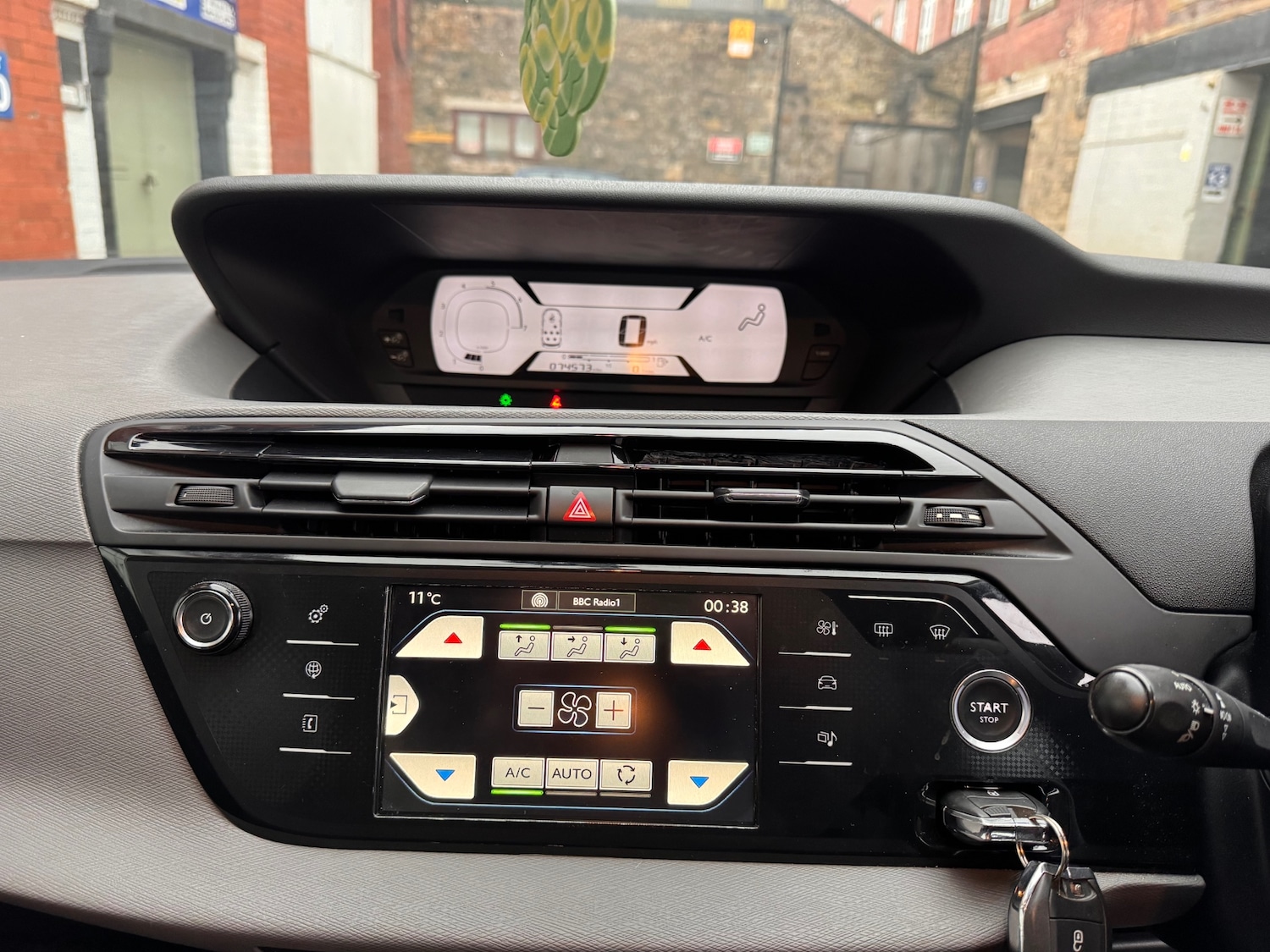 Used Citroen Grand C4 Picasso 2015 for sale - 77640233: Photo 16