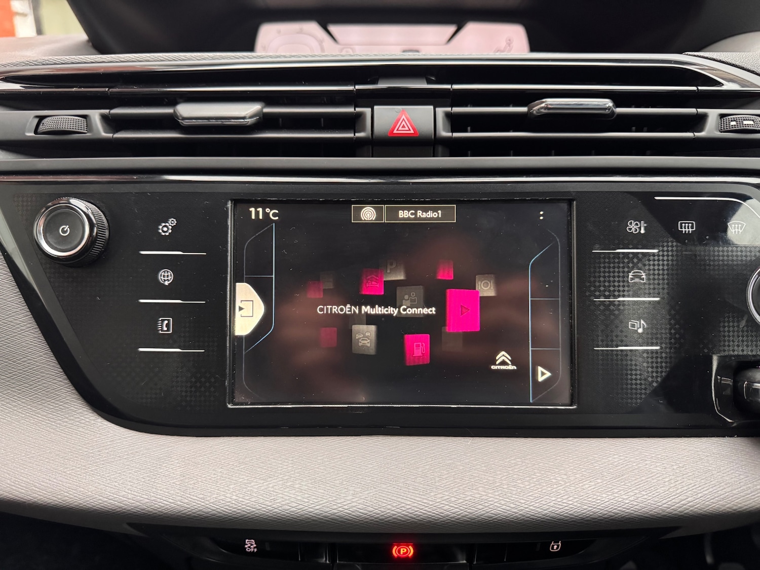 Used Citroen Grand C4 Picasso 2015 for sale - 77640233: Photo 18