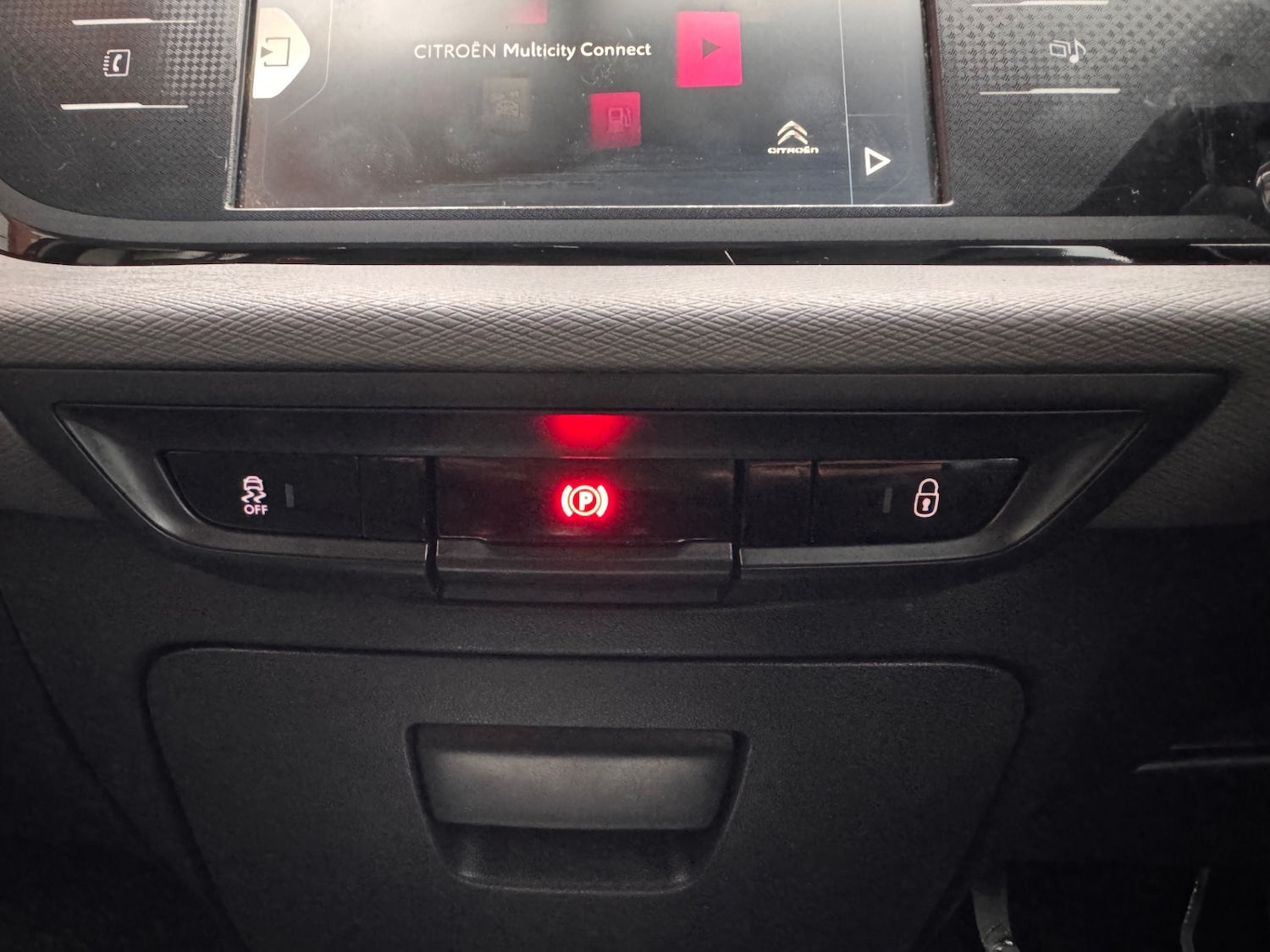 Used Citroen Grand C4 Picasso 2015 for sale - 77640233: Photo 19