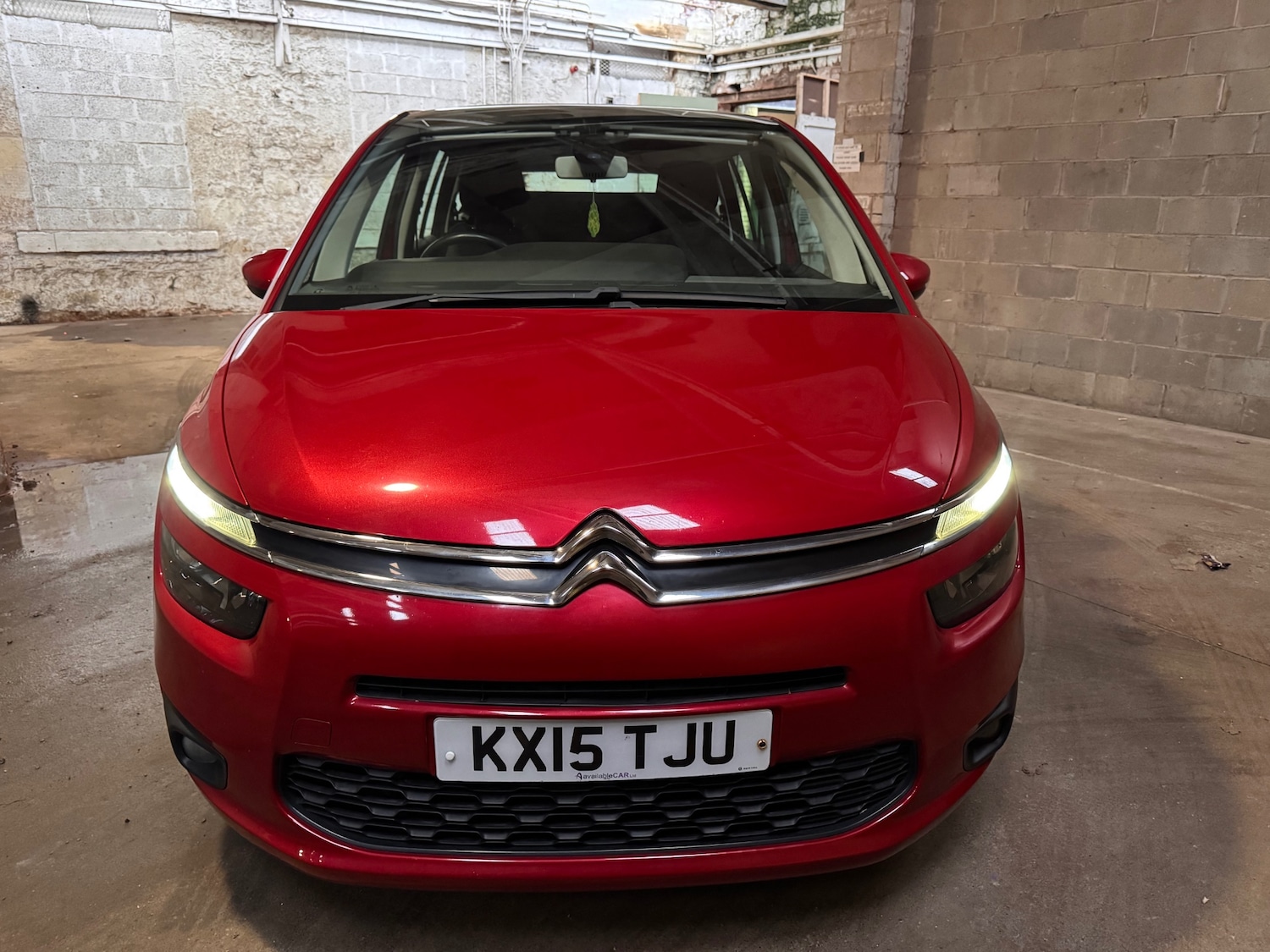 Used Citroen Grand C4 Picasso 2015 for sale - 77640233: Photo 2