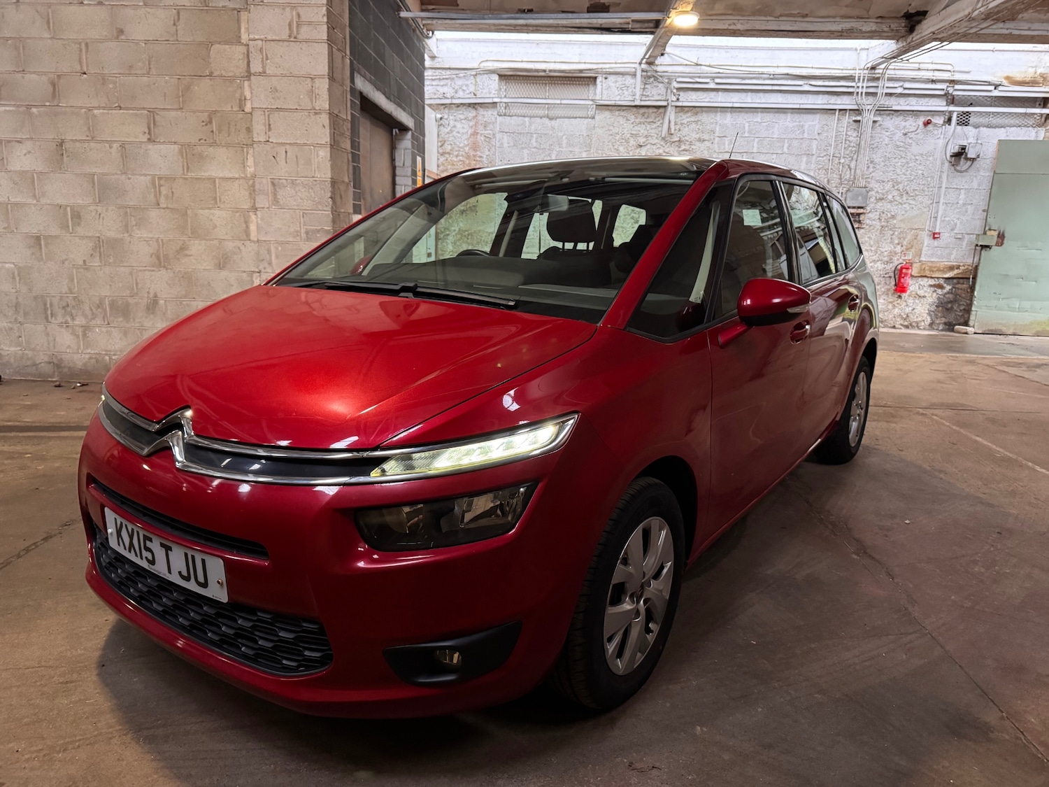 Used Citroen Grand C4 Picasso 2015 for sale - 77640233: Photo 3