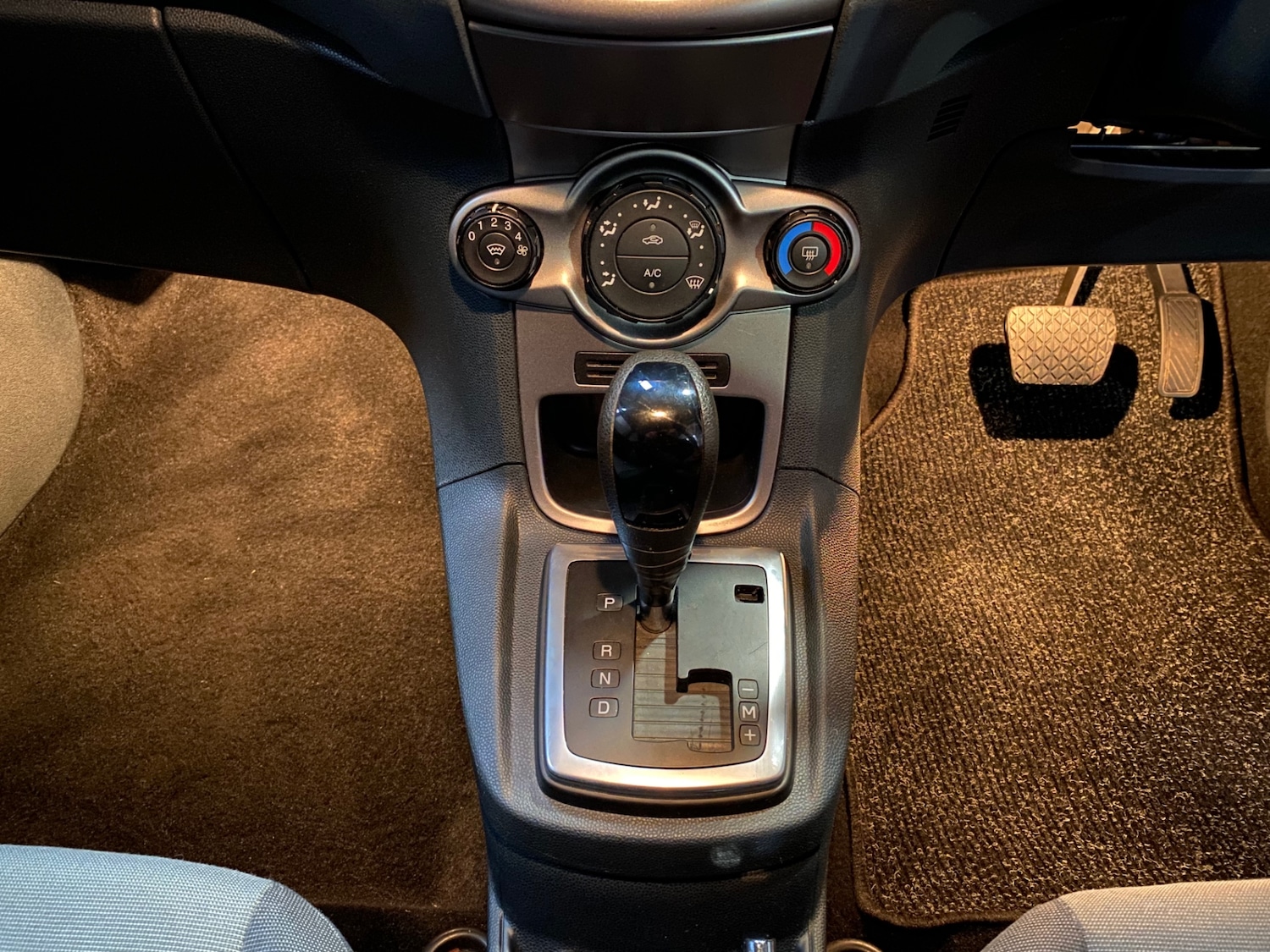 Used Ford Fiesta 2009 for sale - 77319957: Photo 12