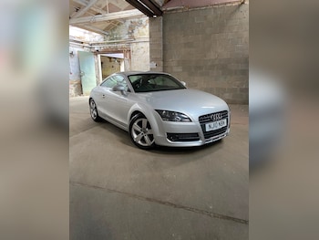 Used Audi TT 2010 for sale - 79467216: Photo