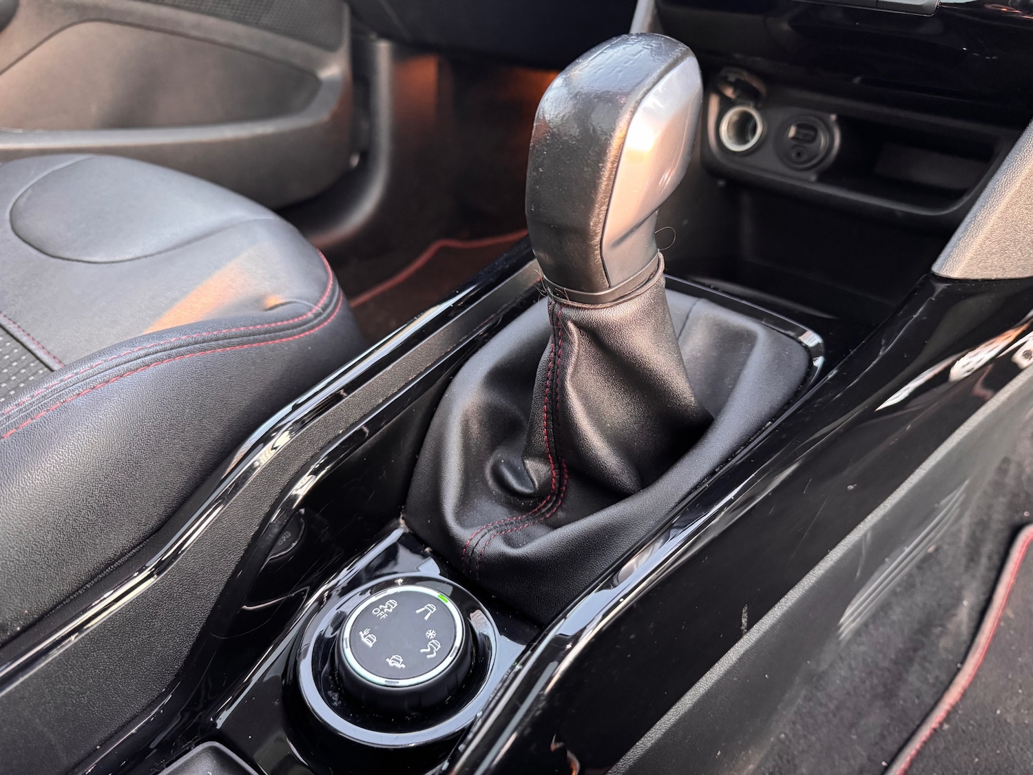 Used Peugeot 2008 2017 for sale - 77747327: Photo 21